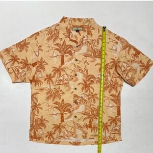 Tommy Bahama Silk Button Down Shirt Mens L Tree Island Sailboat Scenic Print‎